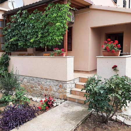 Apartment Sare Betina  Εξωτερικό φωτογραφία