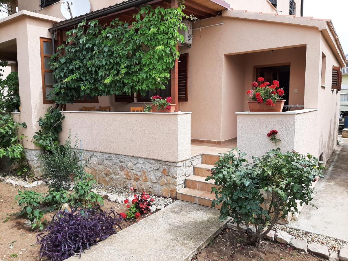 Apartment Sare Betina  Εξωτερικό φωτογραφία
